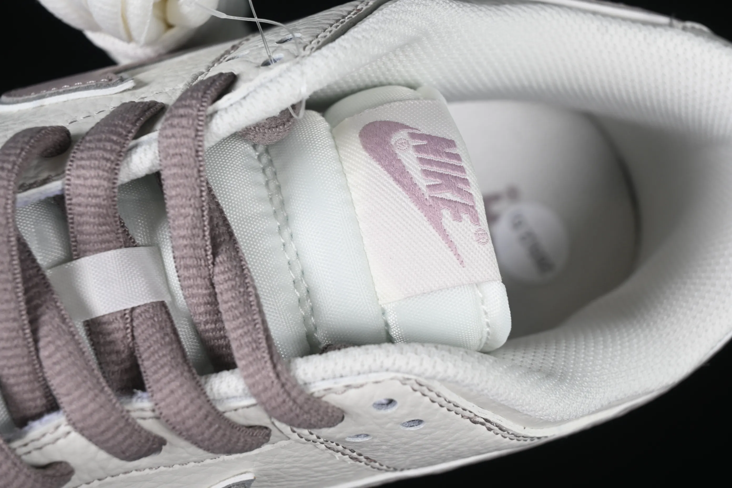 All categories Nk SB Dunk series Nk SB Dunk Low low-top sneakers Nk SB Dunk Low Supreme x The North Face North Face co-branded color matching low-top casual sports skateboard shoes BM0234-507